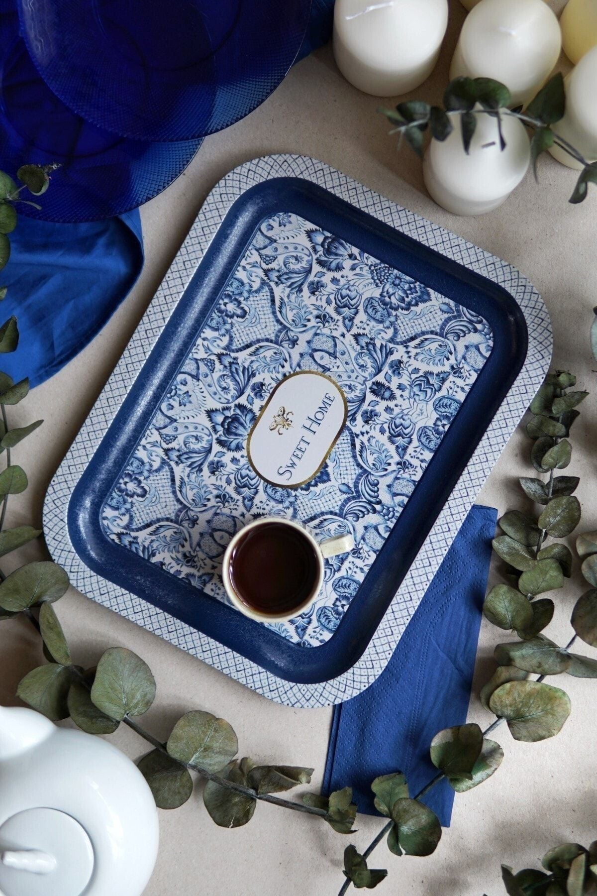 Lisbon Desenli Metal Klasik Tepsi, 23,3 x 30,7 cm