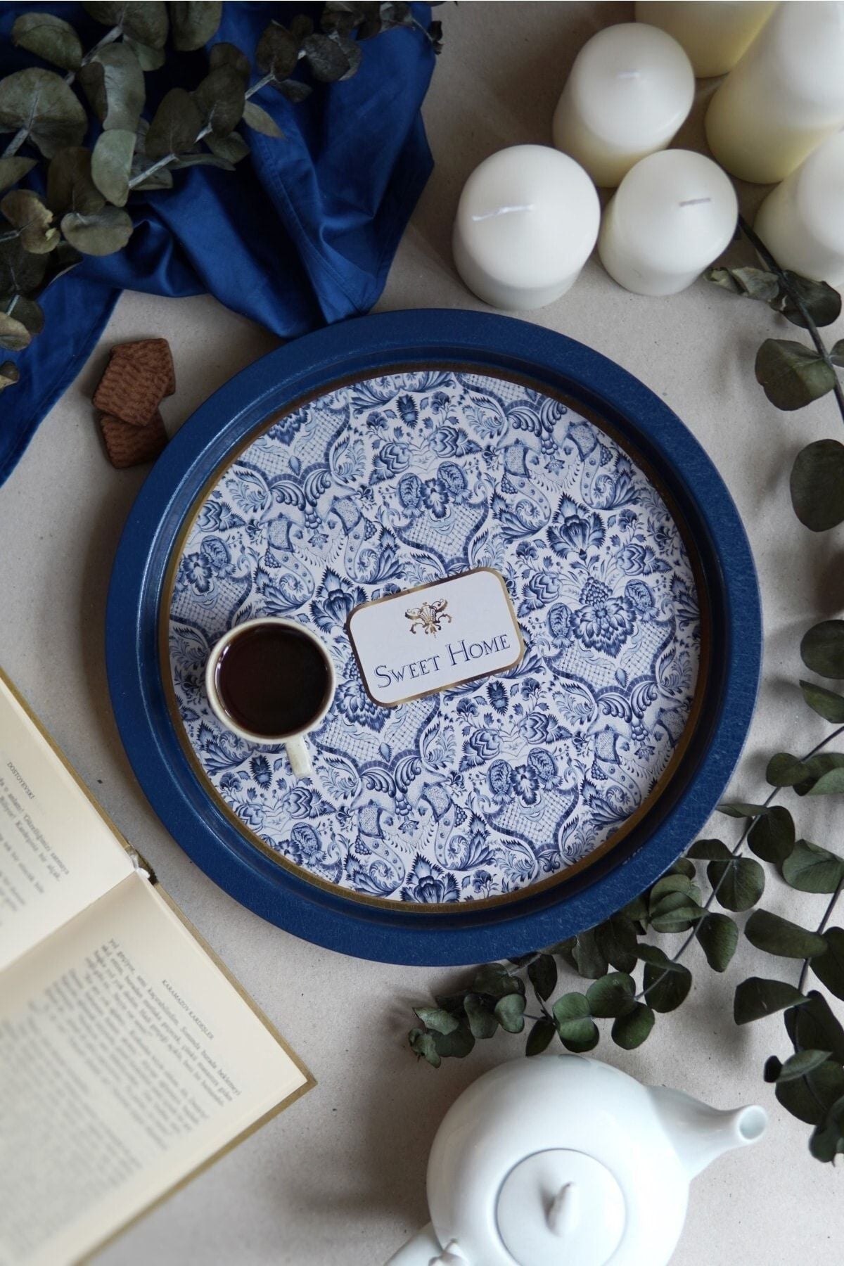 Lisbon Desenli Yuvarlak Metal Tepsi, 31,5 cm