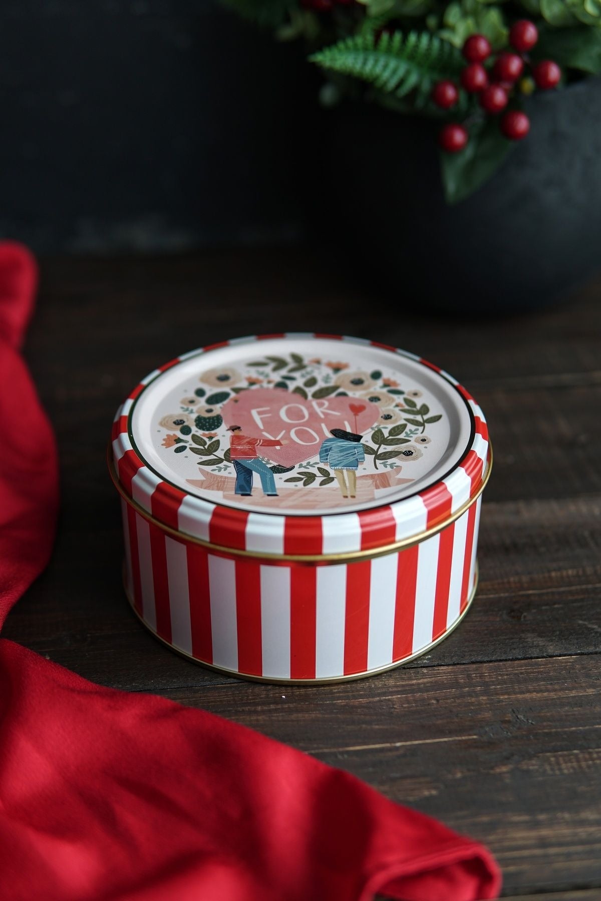 Love Desenli 2'li Metal Saklama Kabı Seti, 1,9 lt + 1,1 lt